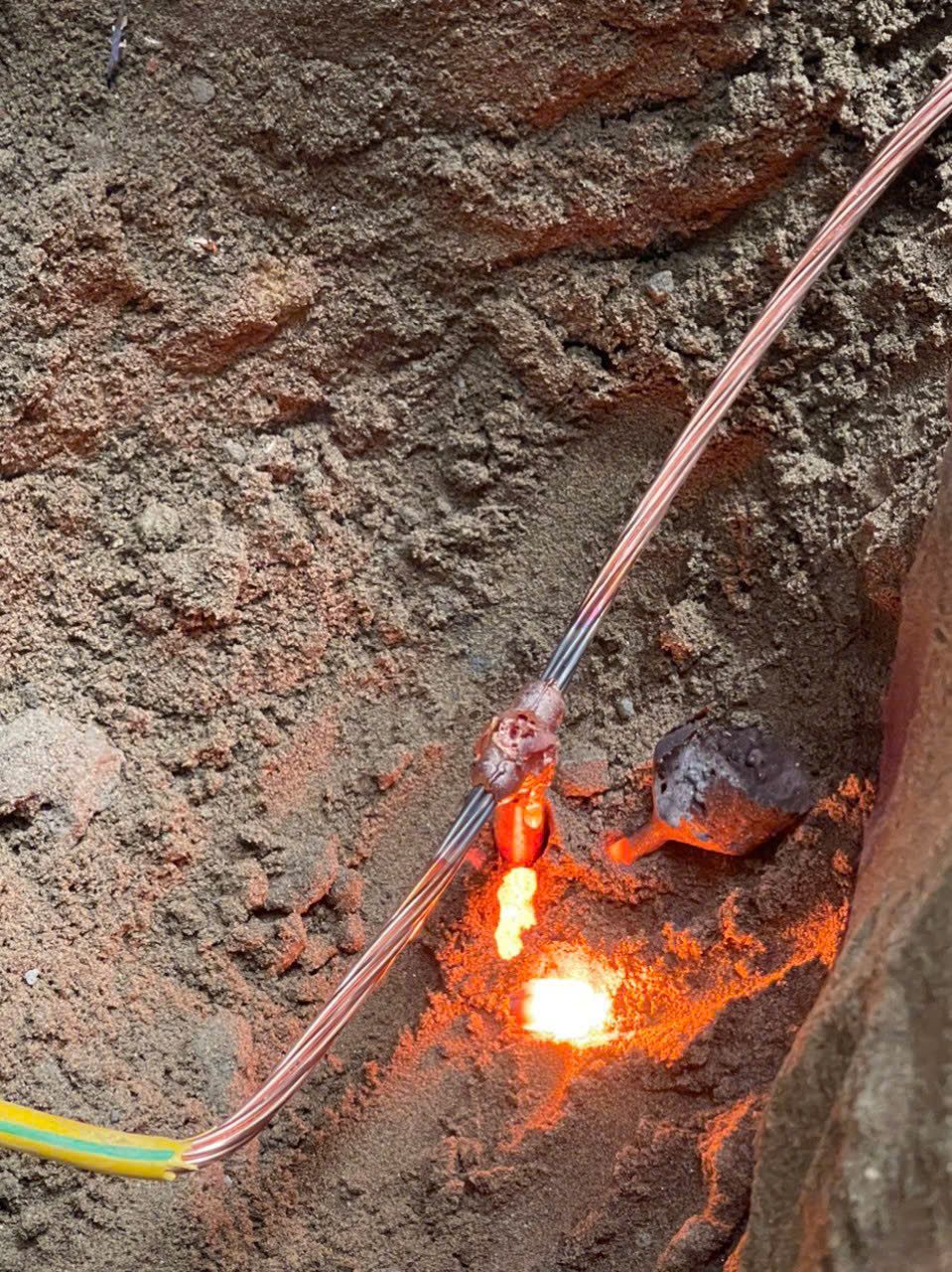 Thi công hàn hoá nhiệt mối tiếp địa chống sét tại Phú Thọ
